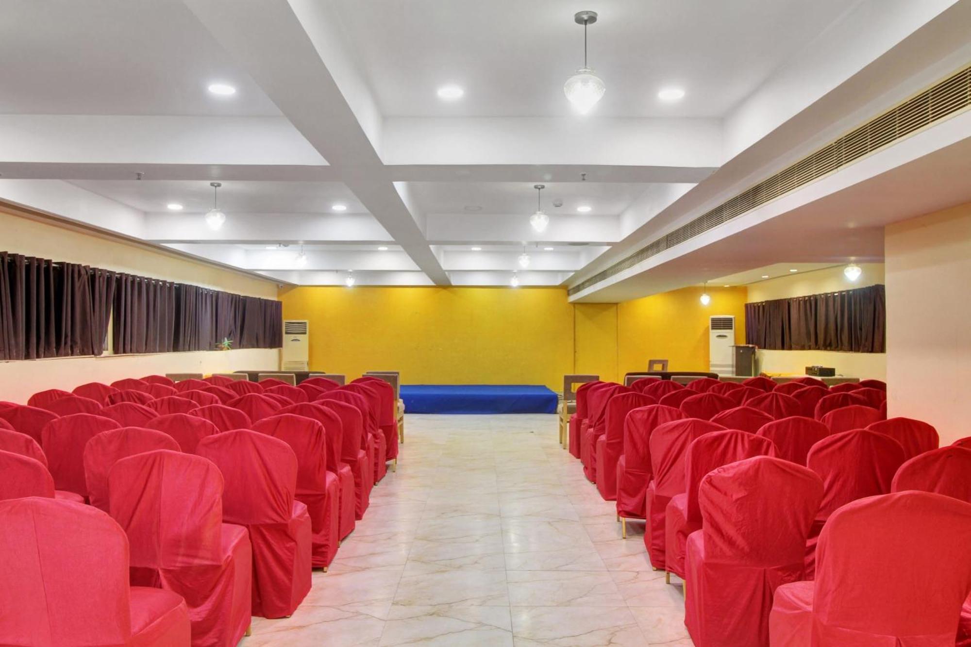 Townhouse The Grand Plaza Hotel Hyderabad Ngoại thất bức ảnh